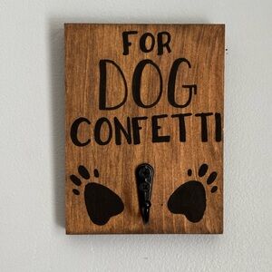 Wooden Lint Roller Holder - Brown